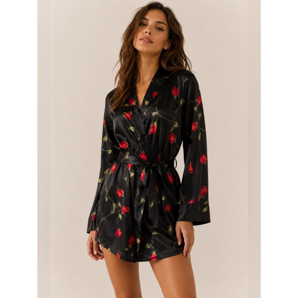 Vtg Y2K Victoria’s Secret Satin Rose Print Robe 2002 Black Silky Tie Front Robe
